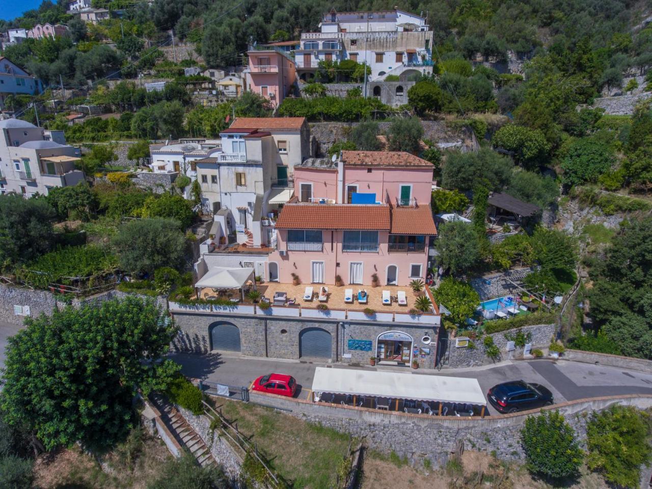 Villamena Furore Exterior photo