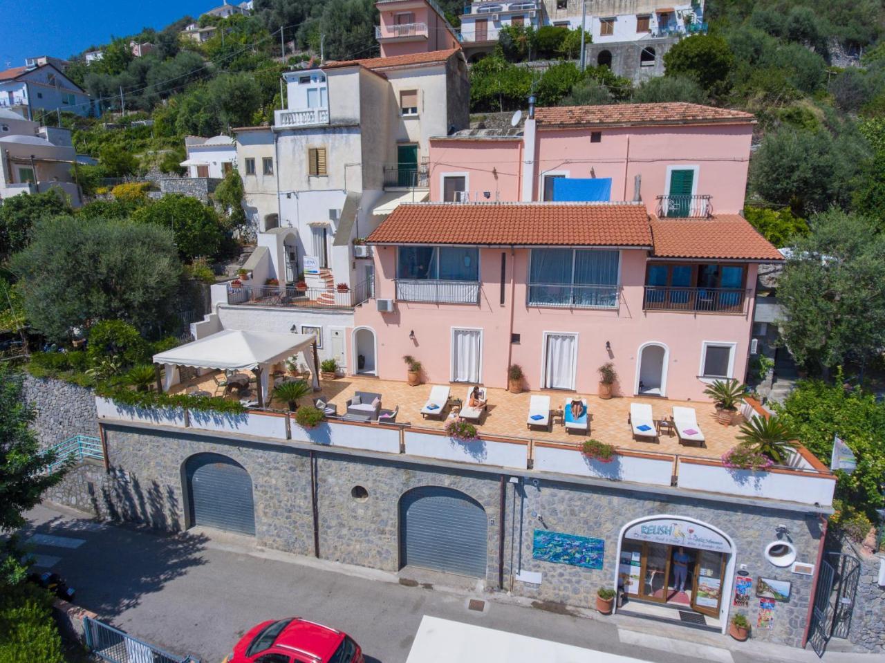 Villamena Furore Exterior photo